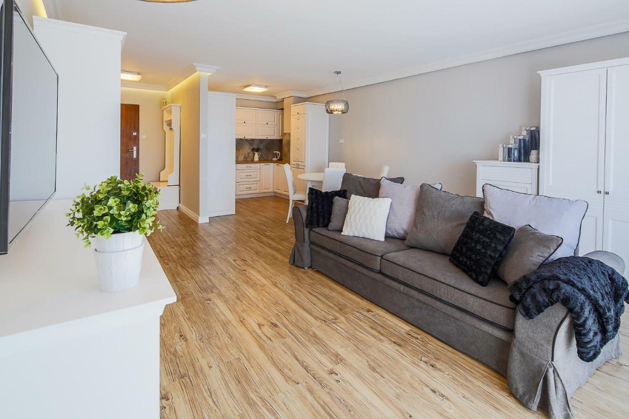 Apartament Paryski Miedzyzdroje Bagian luar foto