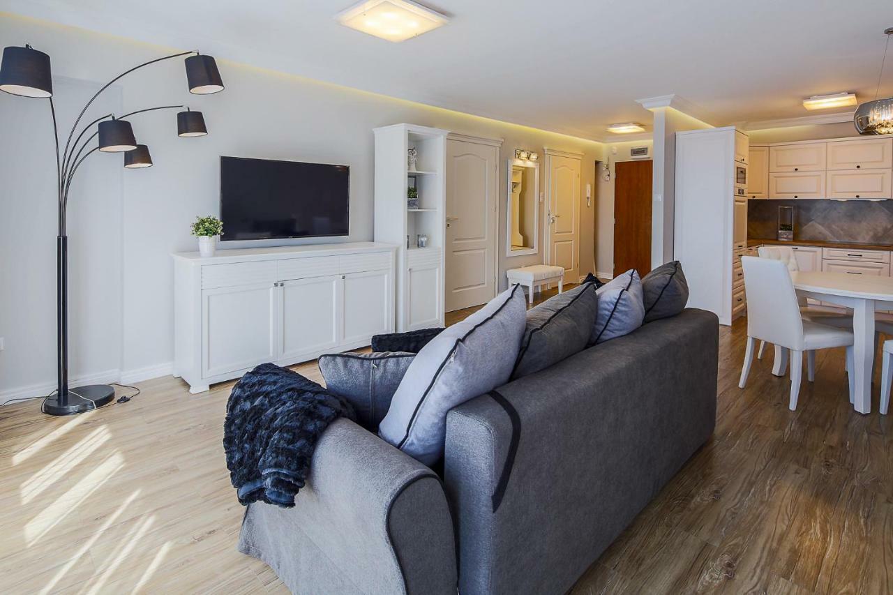 Apartament Paryski Miedzyzdroje Bagian luar foto